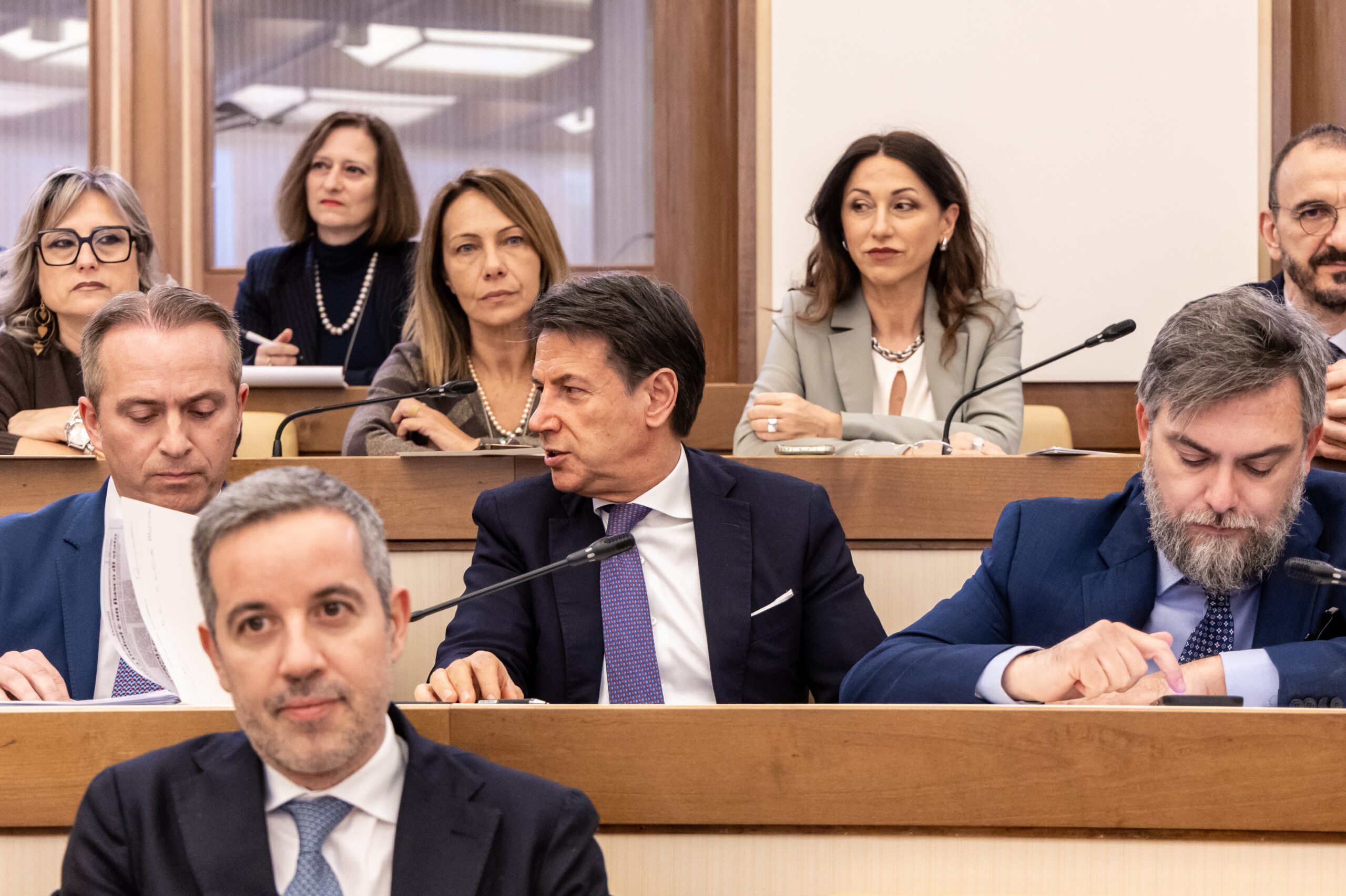 Iran, affrontement Tajani–Conte : « Trump ne m’a jamais appelé Tony, je ne me suis jamais agenouillé devant lui » 1 iran affrontement tajani conte trump ne ma jamais appele tony je ne me suis jamais agenouille devant lui scaled