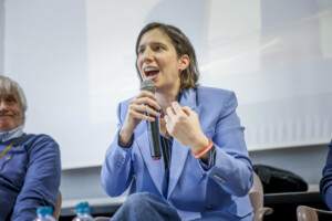 iran schlein le gouvernement a ete hypocrite il ne peut pas adopter la loi du plus fort