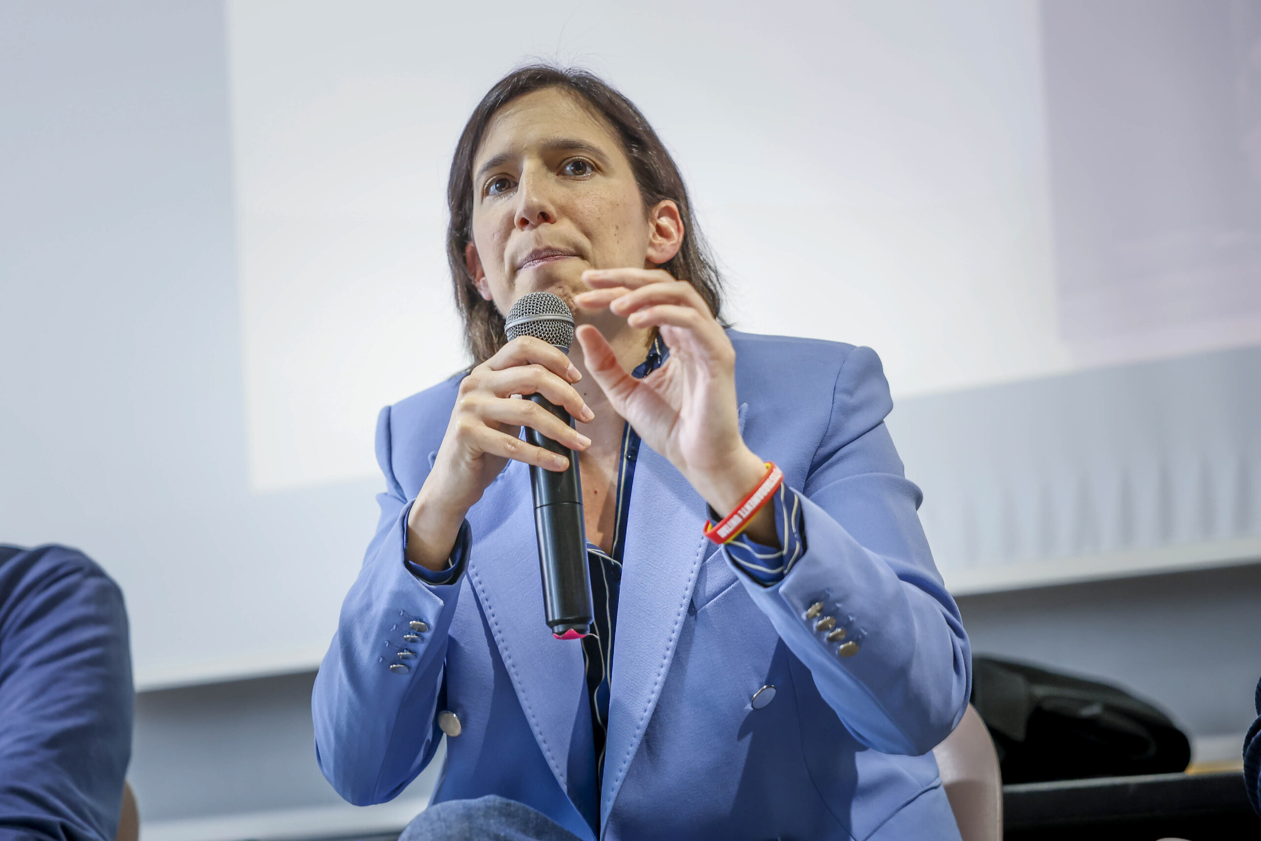 iran schlein les couts de lessence et du gaz senvolent que fait le gouvernement scaled