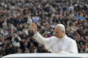 pape leon xiv prions pour la paix et le desarmement que les dirigeants abandonnent leurs projets mortiferes et nucleaires