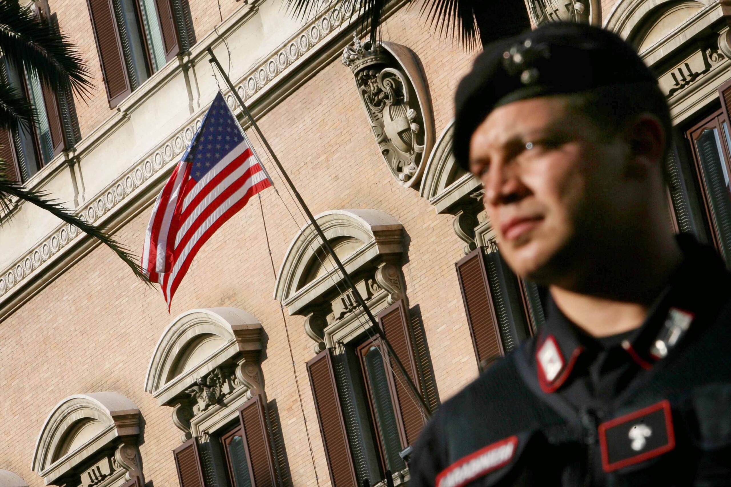 norvege explosion devant lambassade americaine legers degats a lentree scaled