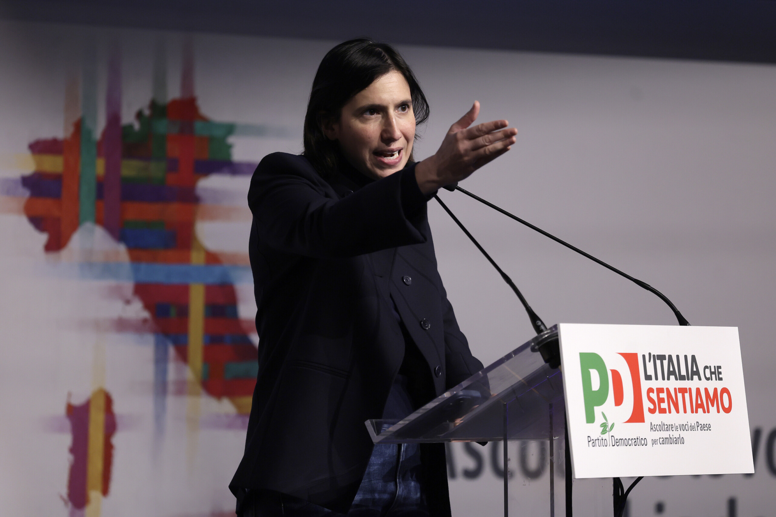 referendum schlein je suis surpris que bartolozzi soit encore la elle ne sest pas excusee scaled