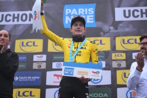 cyclisme paris nice vingegaard remporte egalement la 5e etape et renforce son avance