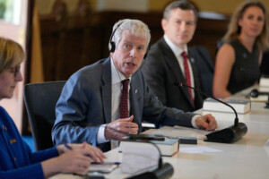 ministre americain de lenergie 172 millions de barils de reserves strategiques seront debloques