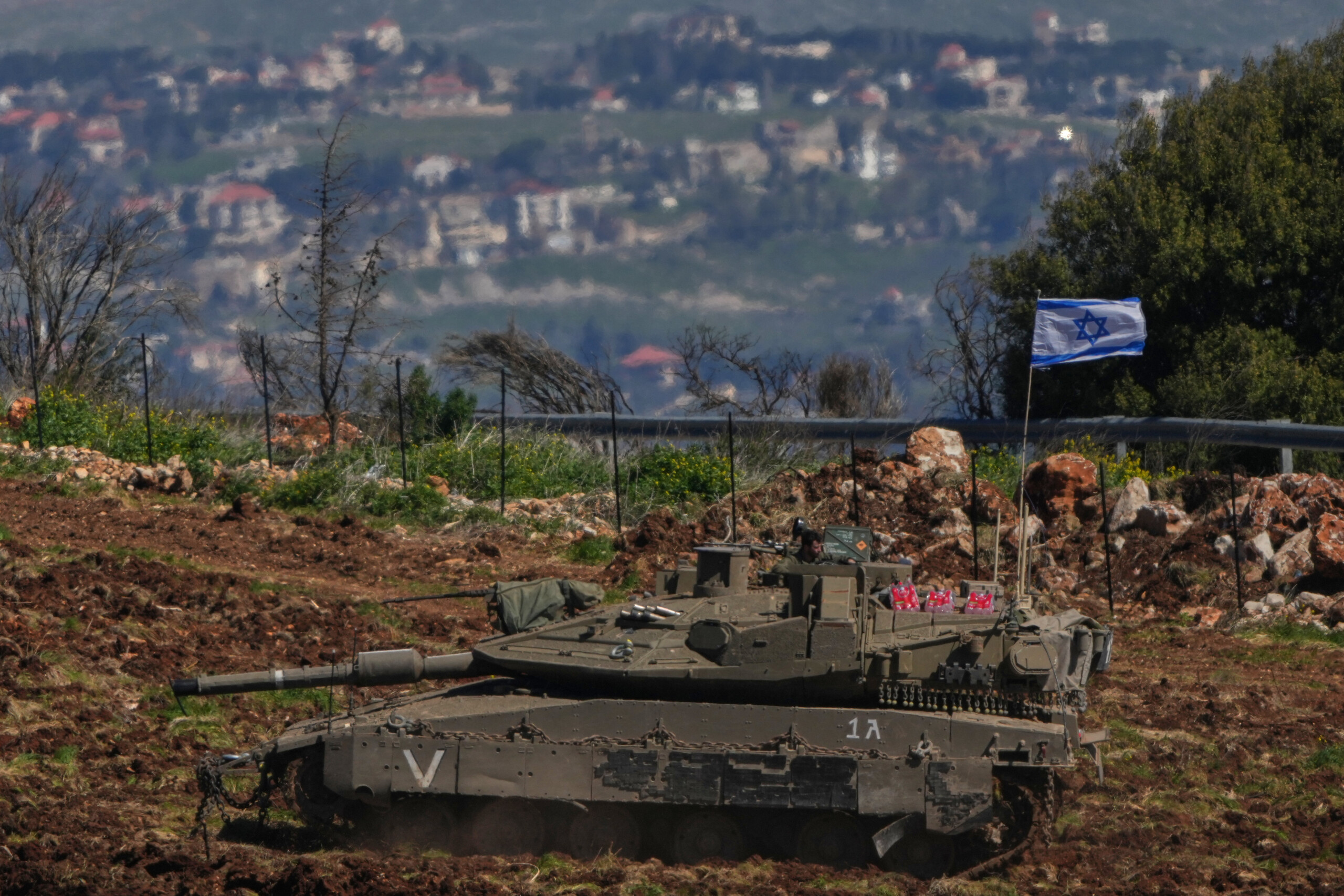 Iran, armée israélienne : « Une opération terrestre ciblée a débuté dans le sud du Liban » 1 iran armee israelienne une operation terrestre ciblee a debute dans le sud du liban scaled