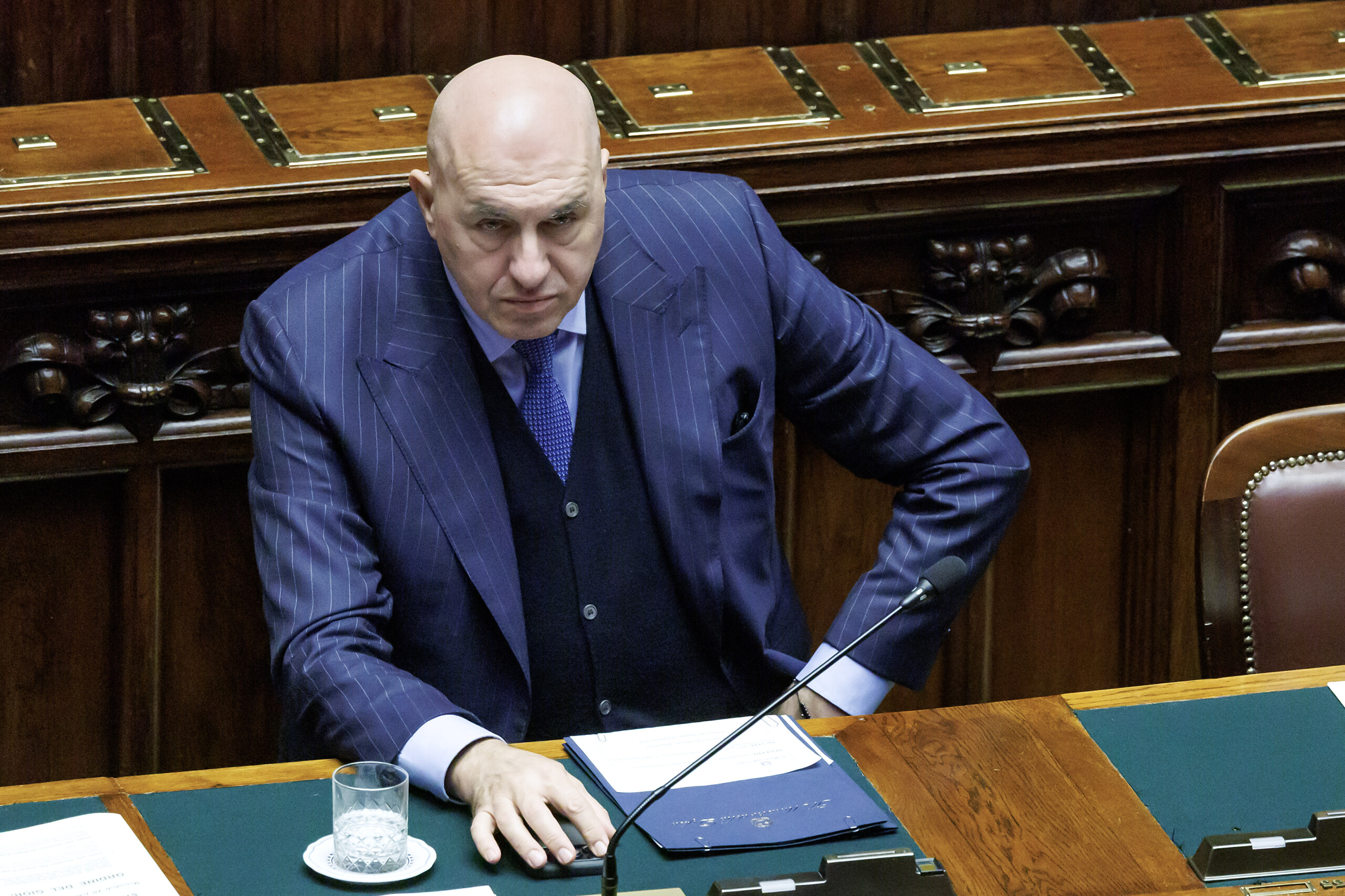 iran nouvelle reunion avec m crosetto les responsables des services de renseignement et de larmee rencontrent m mantovano scaled