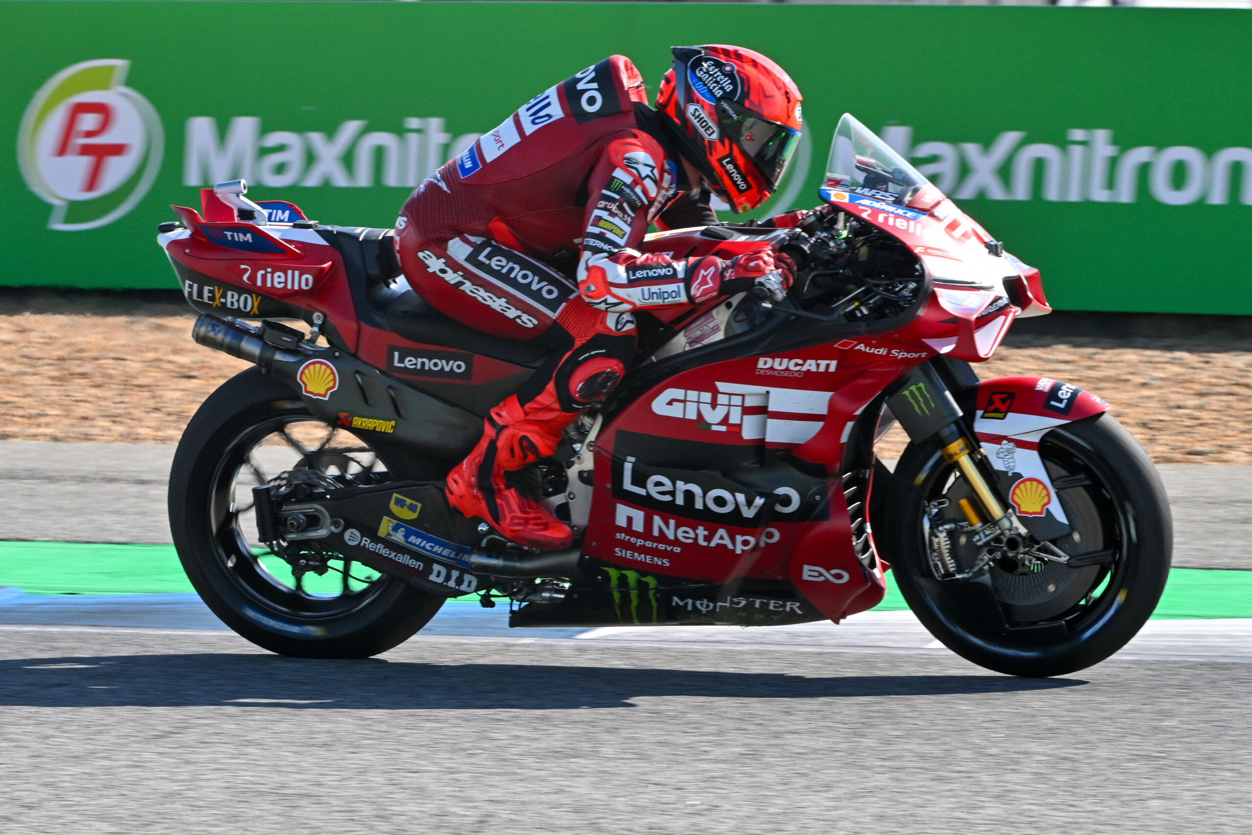 motogp marc marquez remporte le sprint di giannantonio deuxieme scaled