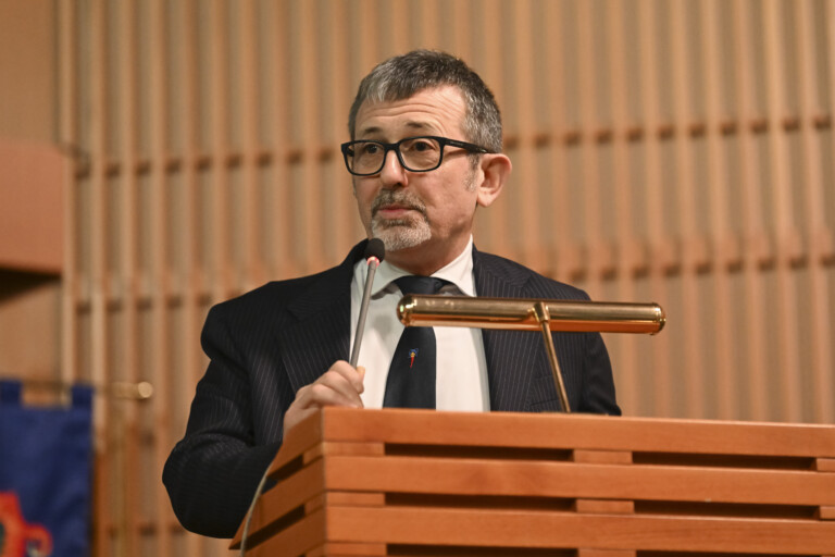 gouvernement delmastro demissionne dans linteret de la nation mais je nai rien fait