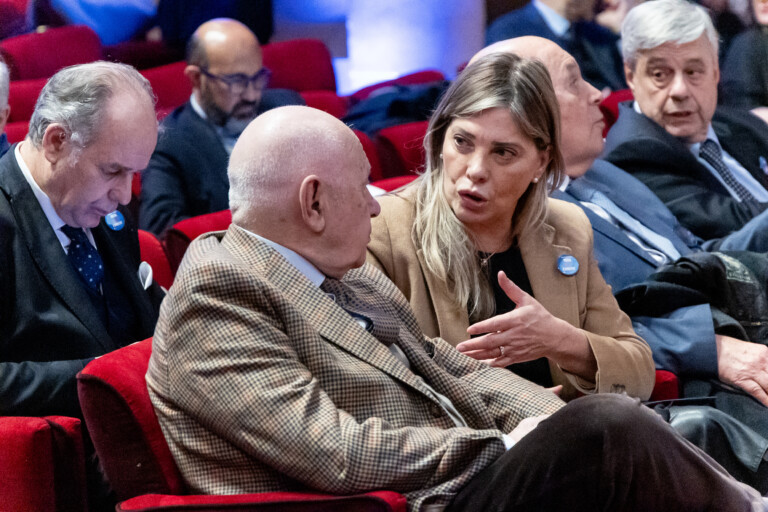 gouvernement la cheffe de cabinet du ministere de la justice giusi bartolozzi demissionne