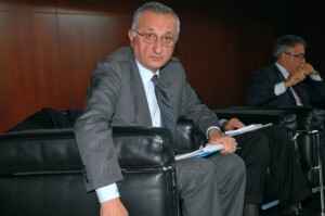 tim gamberale daccord avec lopas de poste pour la consolidation maintenant il faut bien lexpliquer au marche