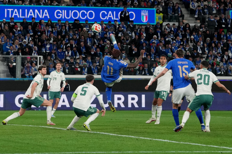 barrages de la coupe du monde italie irlande du nord 2 0 les azzurri en finale