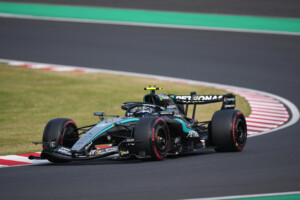 f1 gp du japon antonelli lemporte devant piastri et leclerc kimi nouveau leader