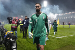 mondial donnarumma apres une deception aussi grande tourner la page avec force