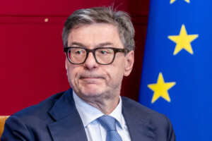 decret loi sur les accises giorgetti report au 1er mai des mesures egalement pour les exploitations agricoles