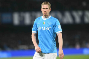 naples de bruyne le titre tout depend de linter mais pour linstant concentrons nous sur la victoire contre le milan