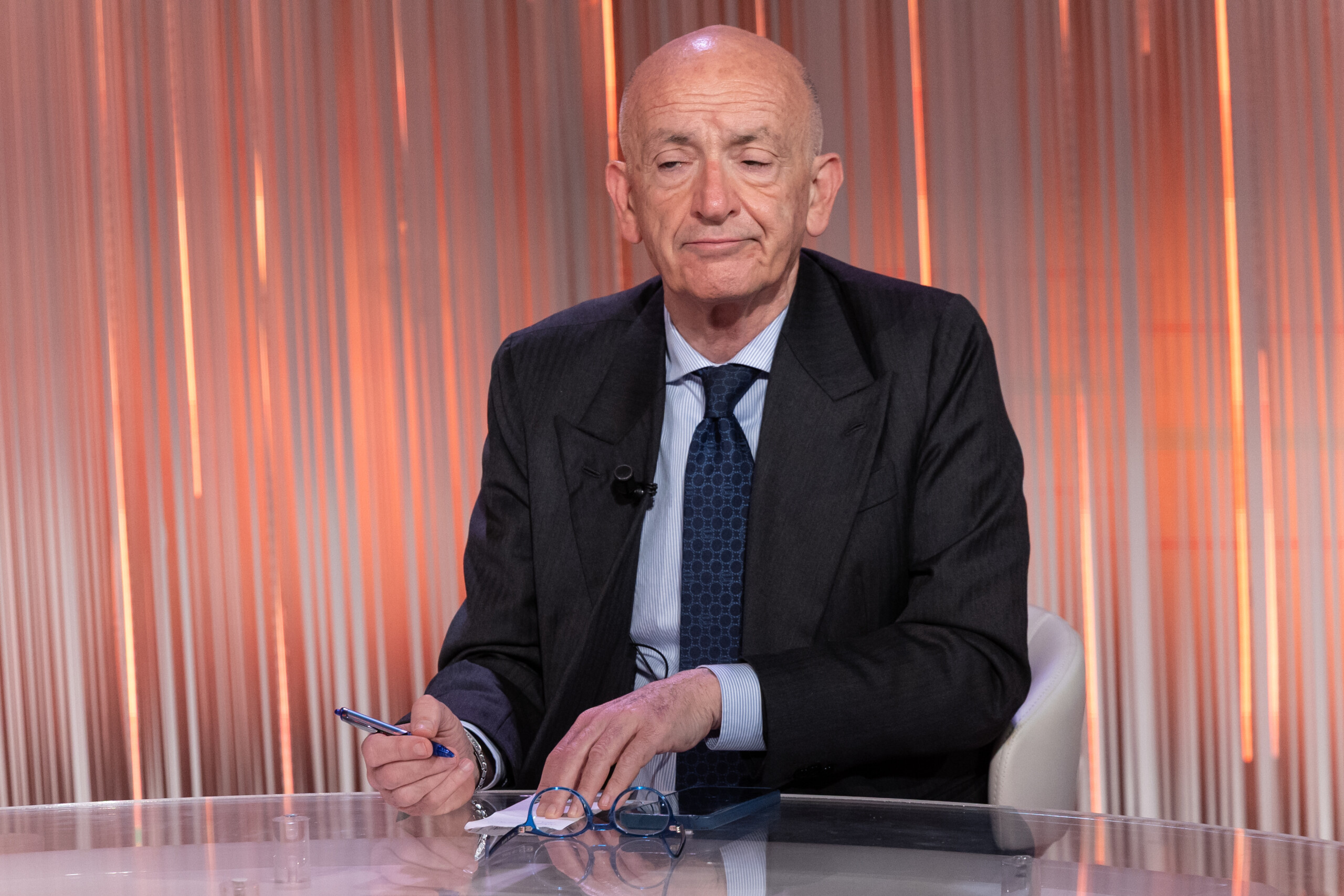 justice sisto le dialogue est une mission possible ouvrons une table avec lanm et les avocats scaled