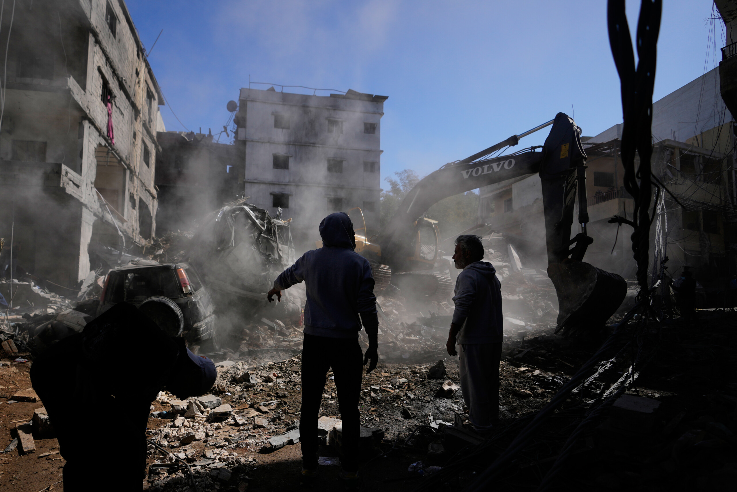 liban au moins cinq morts lors dun raid israelien dans le sud du pays scaled