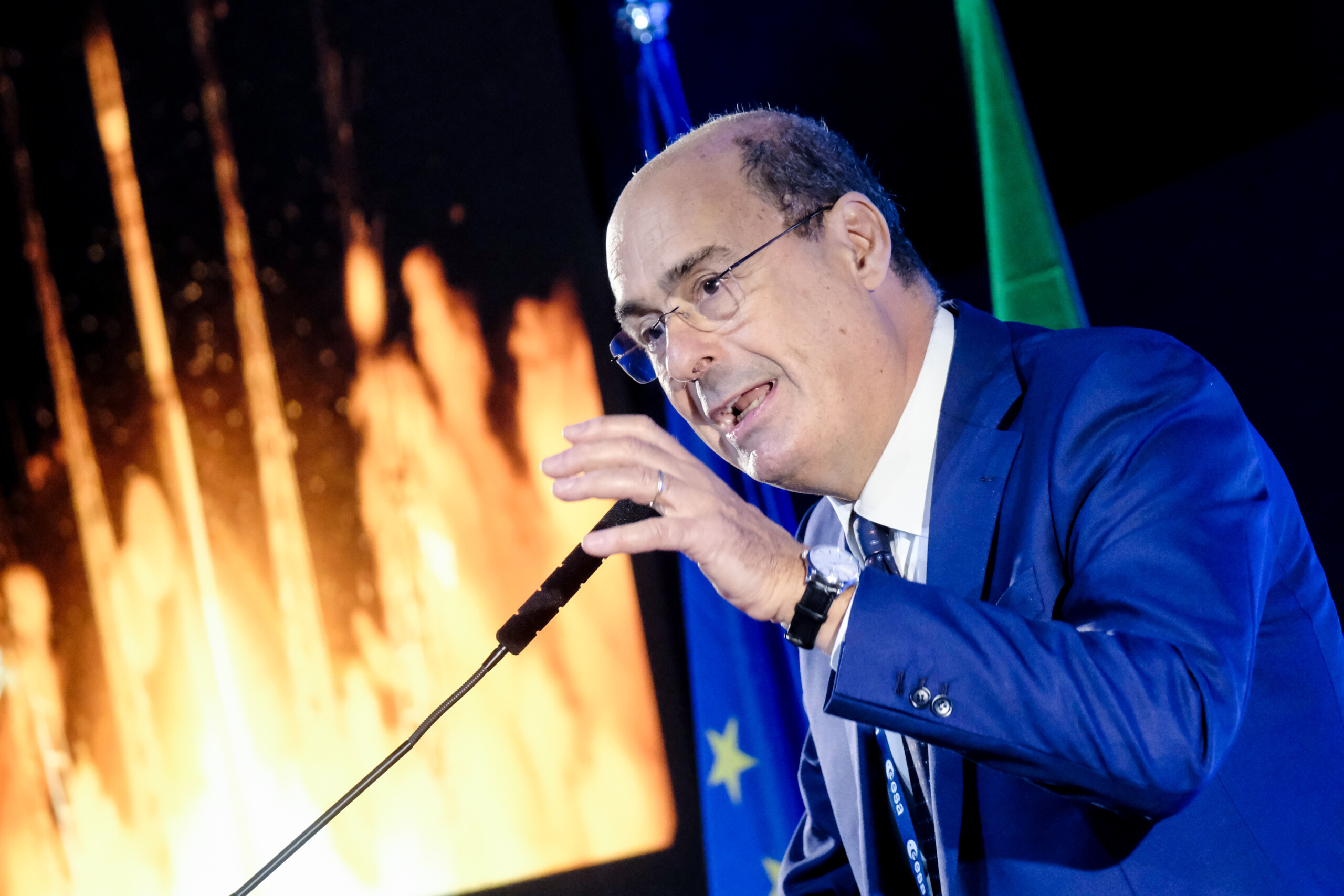 etats unis zingaretti les propos de trump contre le pape constituent une attaque sans precedent scaled