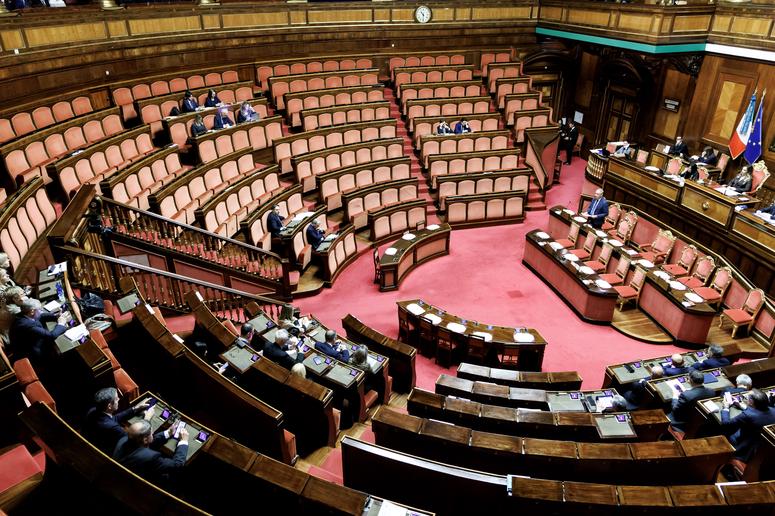 Délibération sur le PNRR : le Sénat lui accorde sa confiance par 101 voix pour, la loi est adoptée 1 deliberation sur le pnrr le senat lui accorde sa confiance par 101 voix pour la loi est adoptee scaled