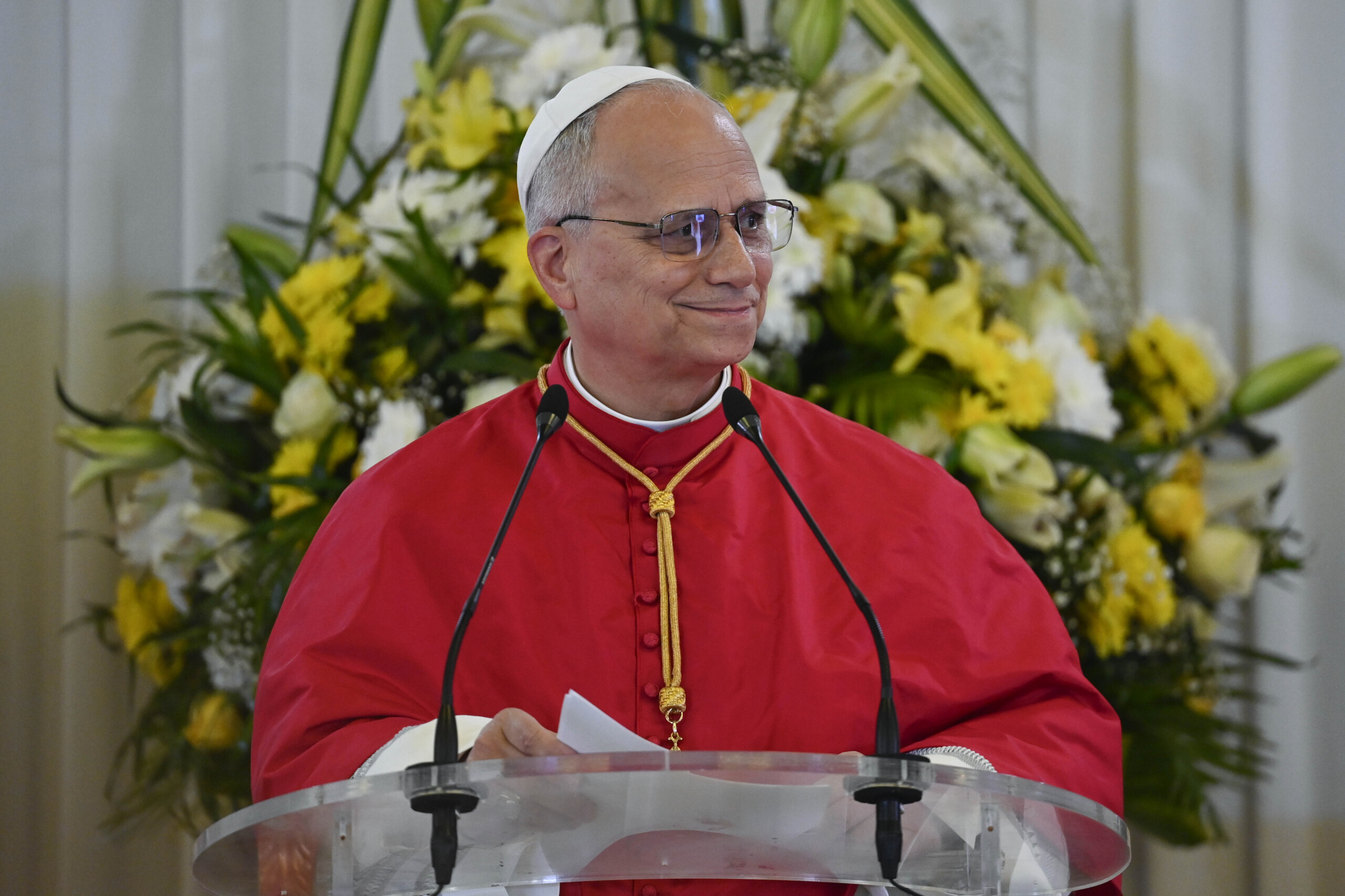 pape un monde marque par lindifference mais dieu noublie personne scaled