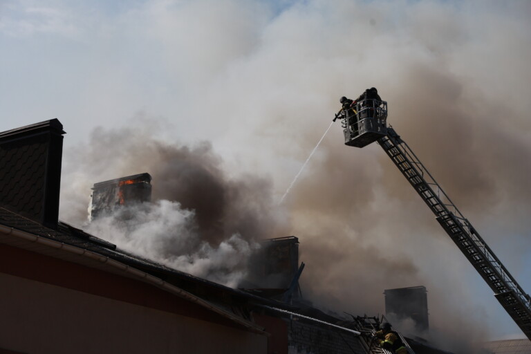 ukraine attaque russe contre une centrale a tchernihiv 6 000 personnes privees delectricite