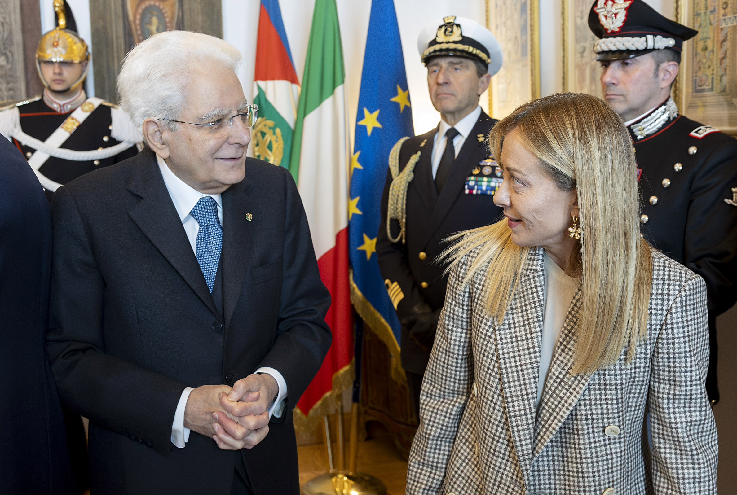 russie mattarella exprime sa solidarite avec meloni indignation face aux propos vulgaires de solovyov