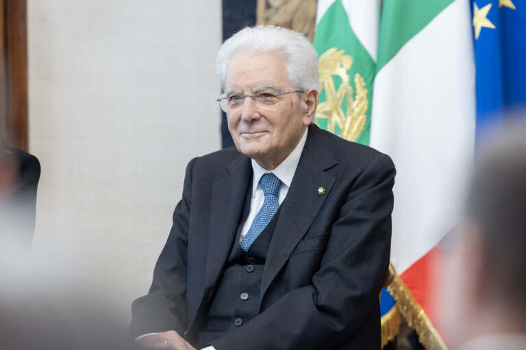 25 avril mattarella elle a affirme la liberte et la paix nous avons la responsabilite de les defendre