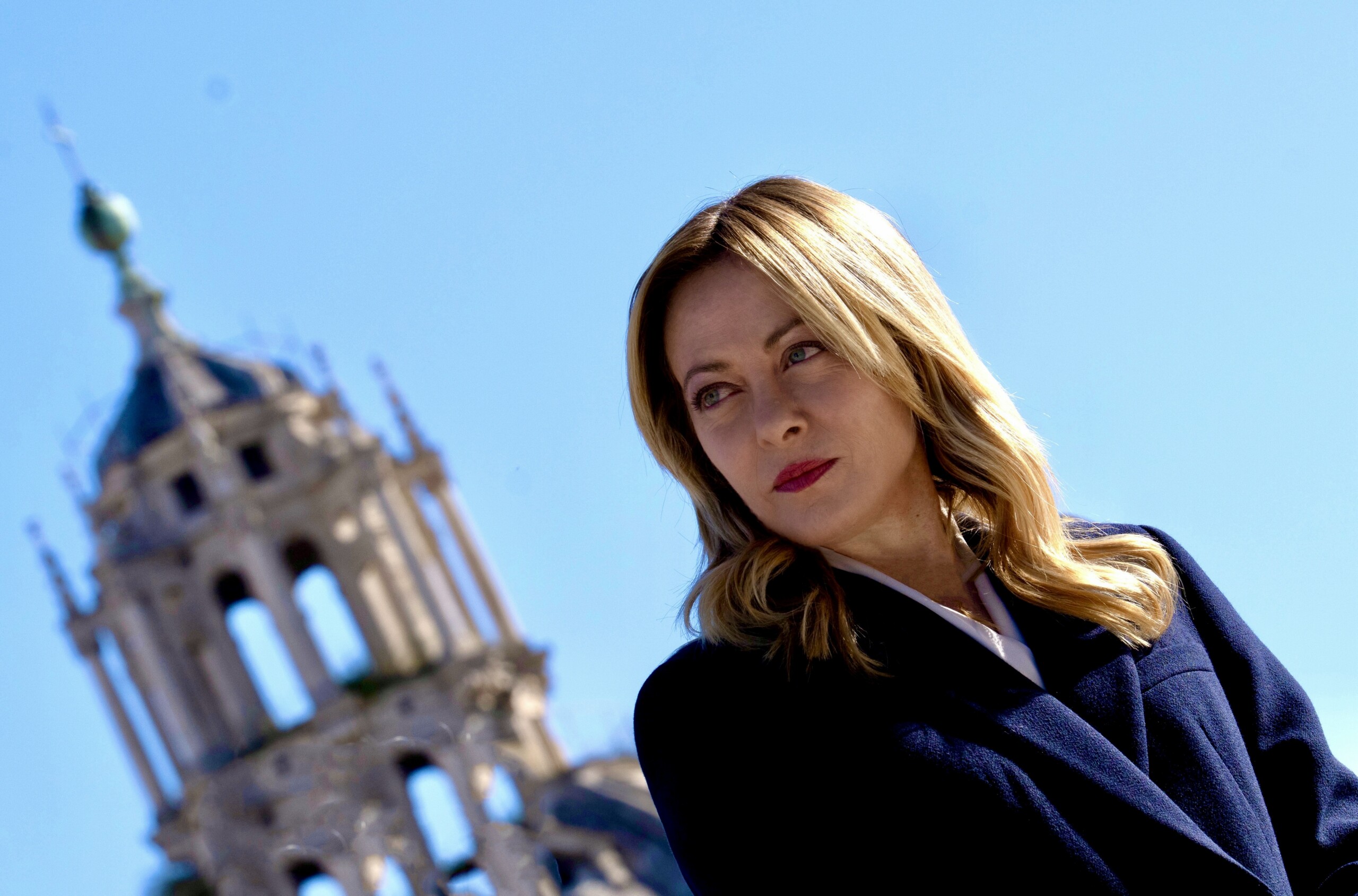 25 avril meloni des agressions et des insultes de la part de ceux qui pretendent defendre la liberte nous avons un probleme scaled