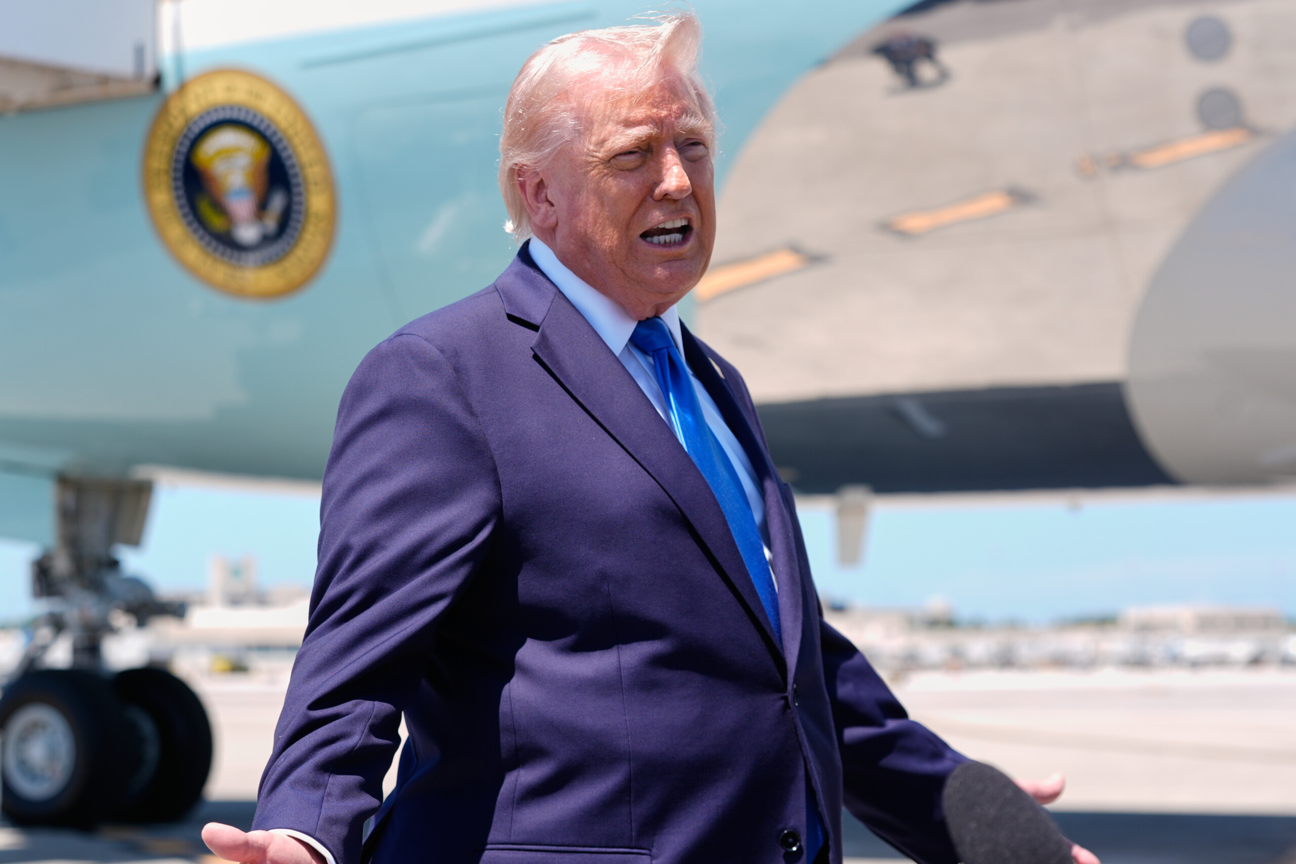 iran trump un nouveau document en provenance de teheran apres lannulation du voyage des envoyes americains au pakistan scaled