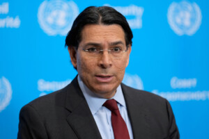 gaza ambassadeur disrael a lonu une nouvelle flottille provocatrice a ete interceptee