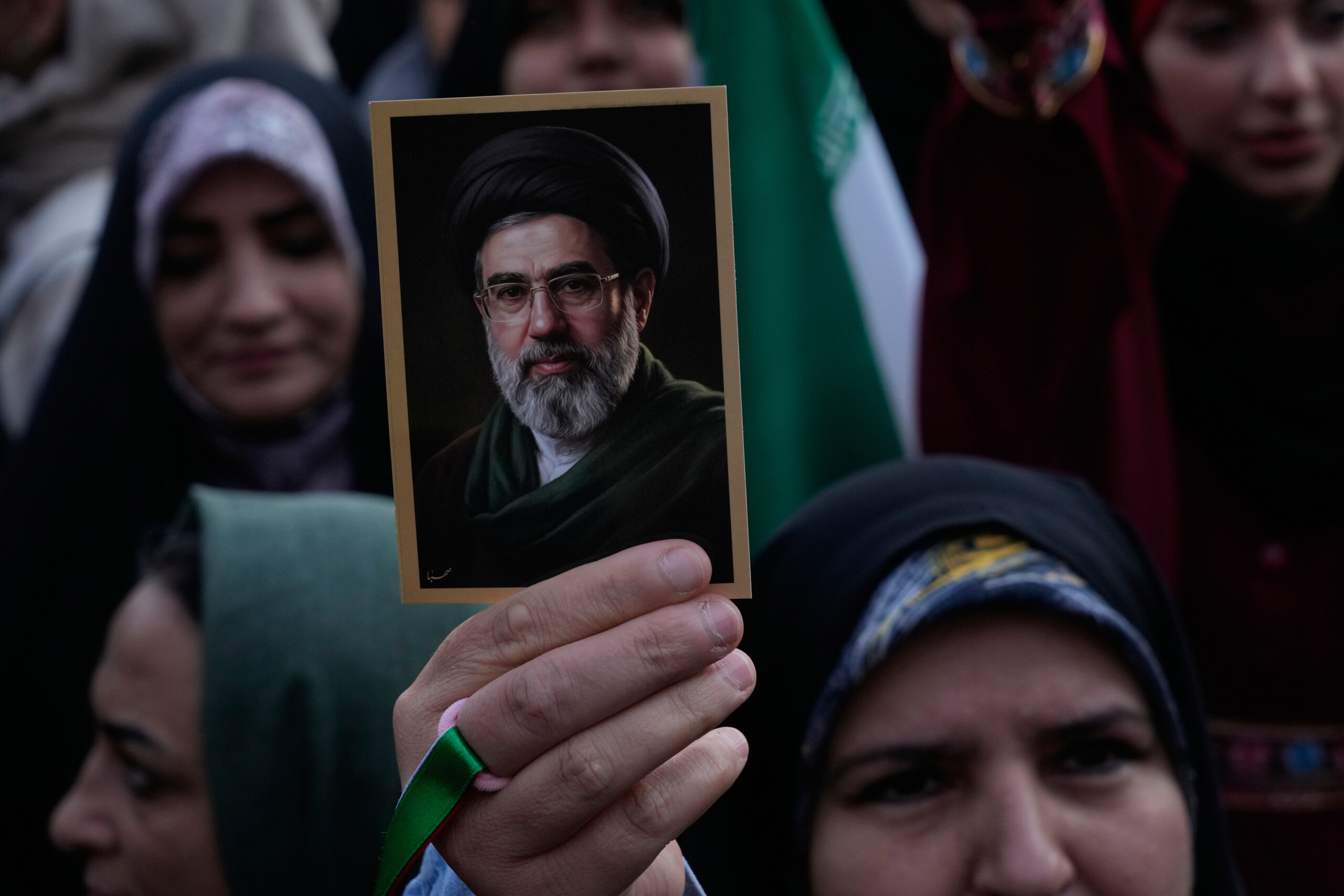 iran khamenei les etats unis ne peuvent rester dans le golfe persique quau fond de ses eaux scaled