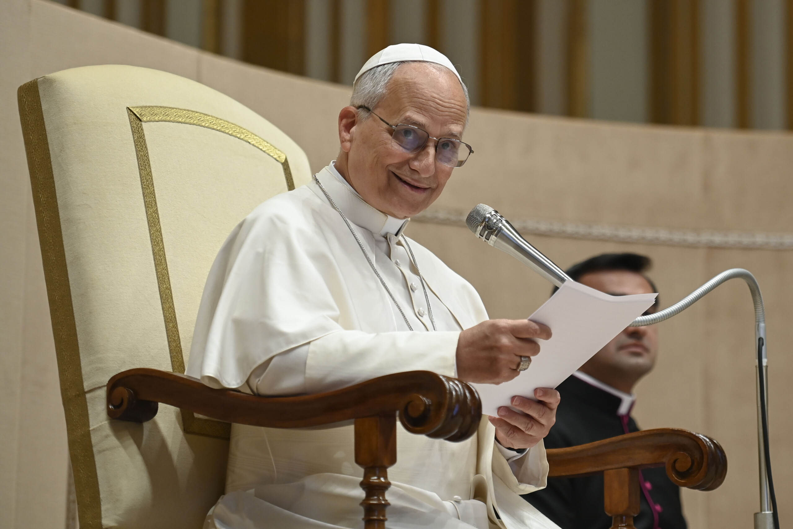 le pape leon xiv promouvoir des initiatives concretes est le moyen daboutir a la paix scaled
