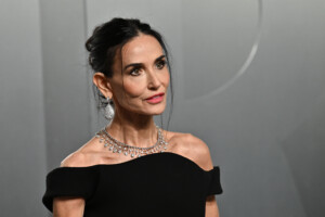 cannes demi moore zhao et skarsgard au jury de la palme dor