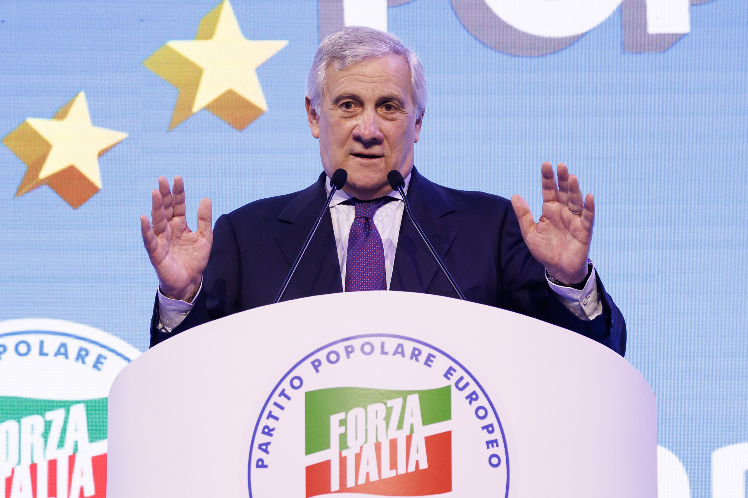 iran tajani avec crosetto prets a informer le parlement scaled