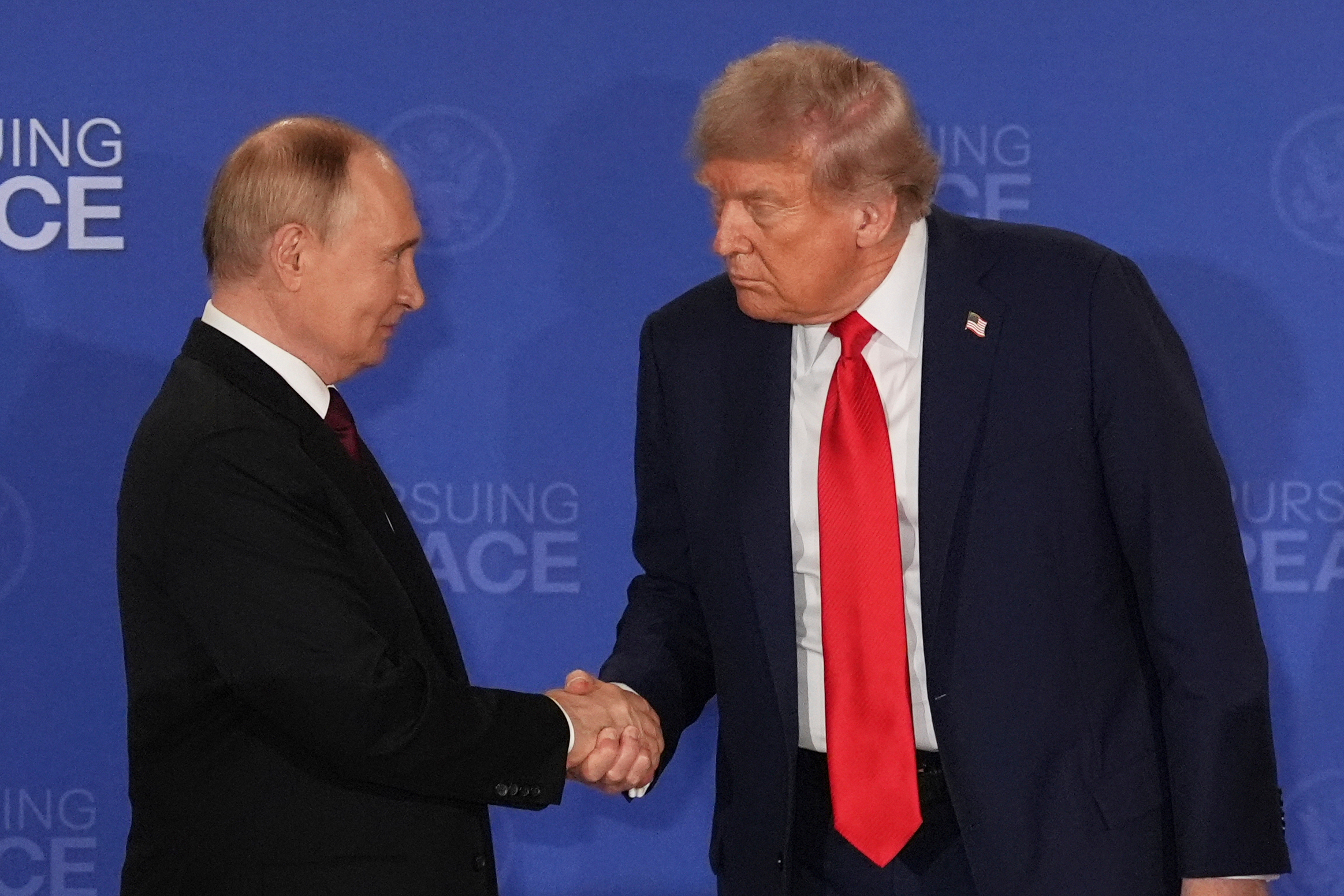 ukraine kremlin les etats unis sont presses mais le chemin vers la paix est long