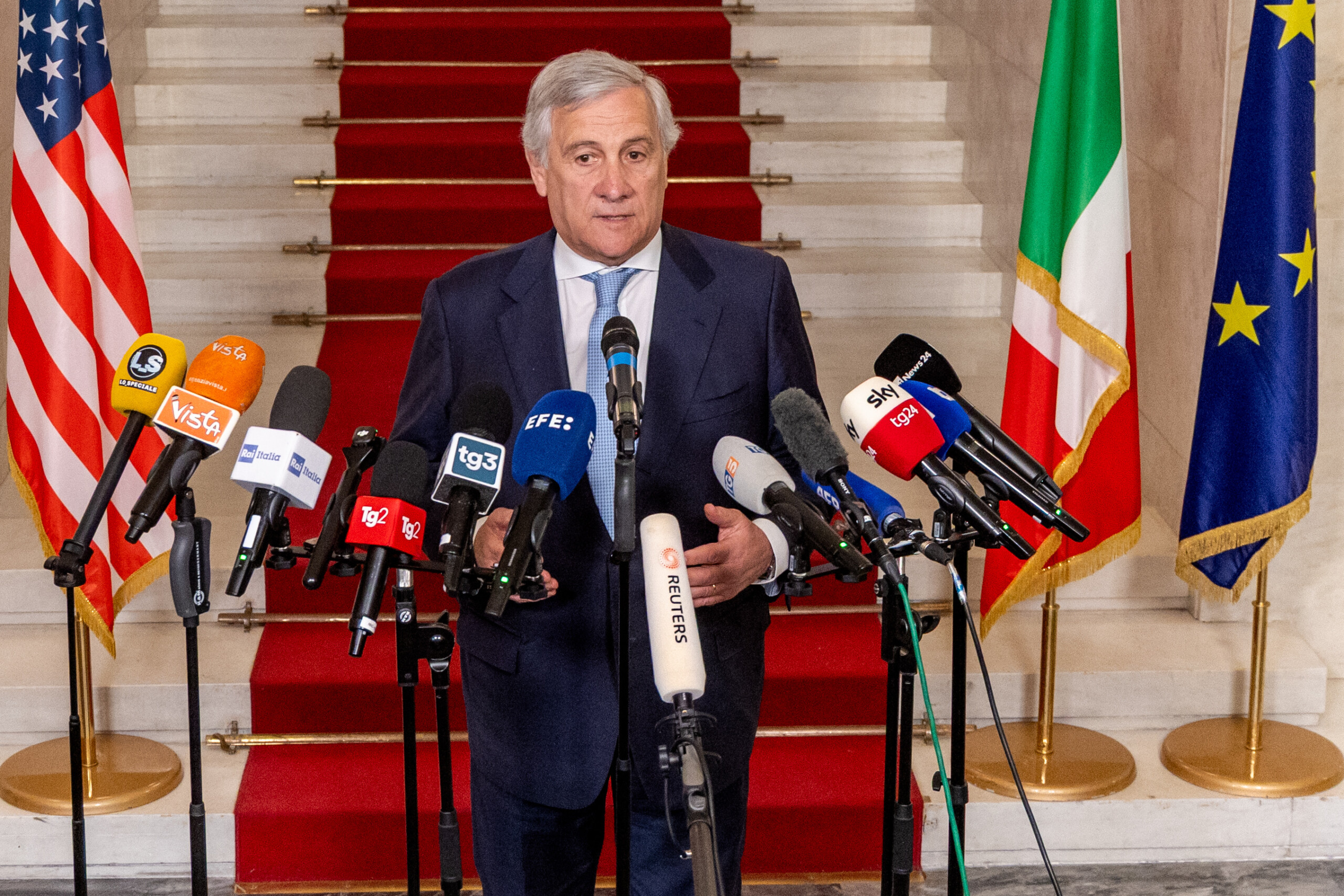 iran tajani des dragueurs de mines italiens a ormuz pour garantir la liberte de navigation scaled