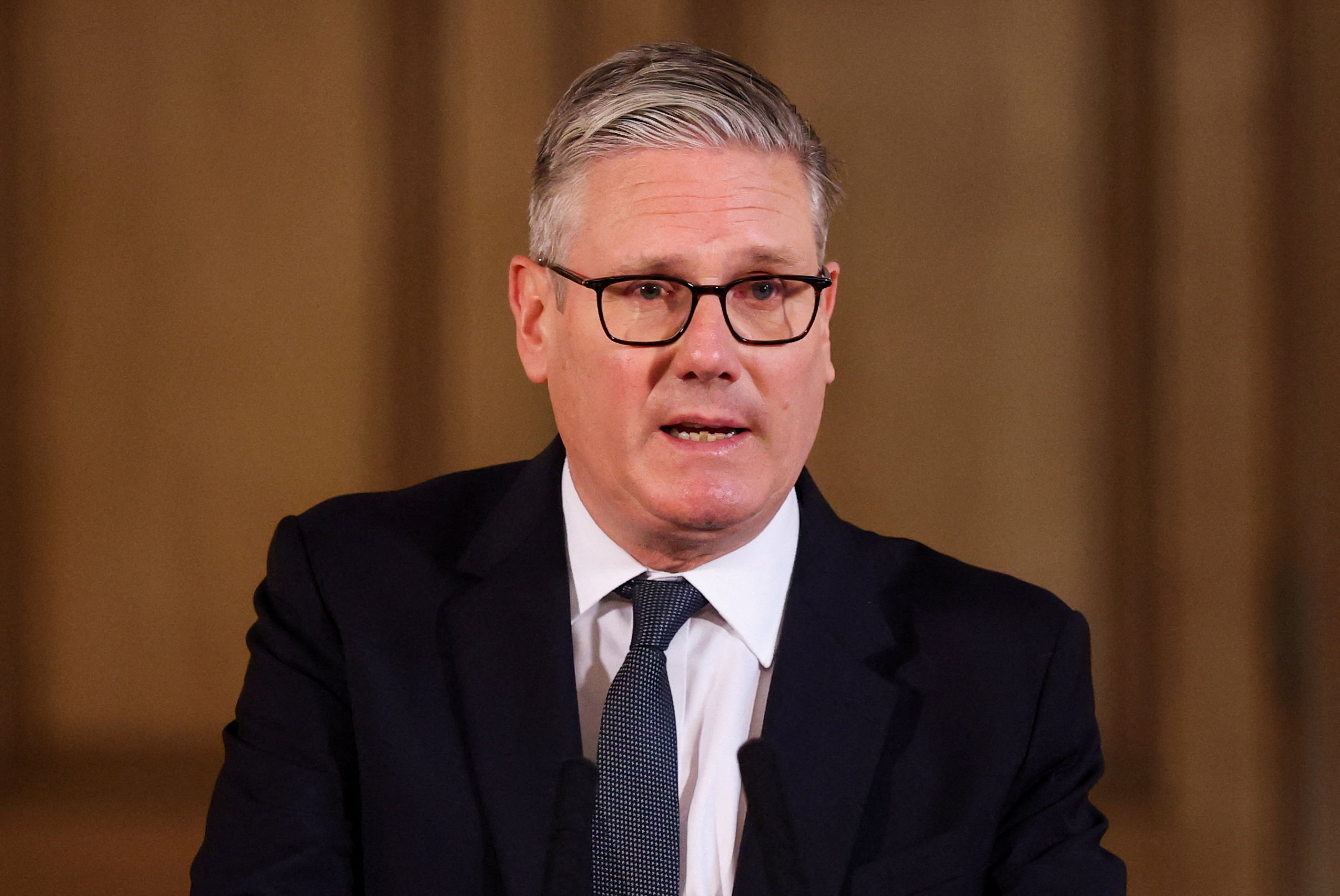 royaume uni starmer je ne demissionnerai pas je ne plongerai pas le pays dans le chaos