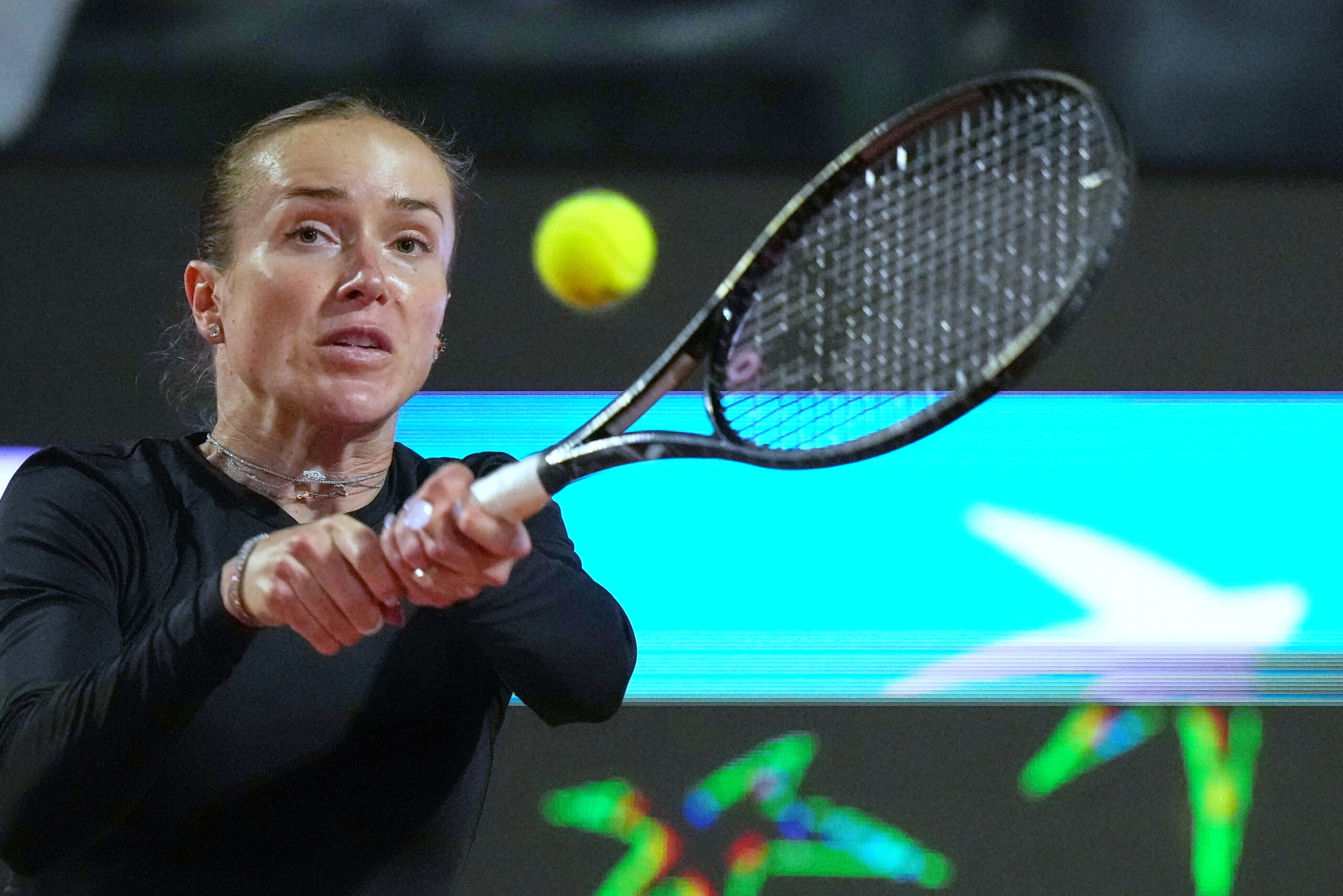 open ditalie svitolina bat swiatek et affrontera gauff en finale scaled