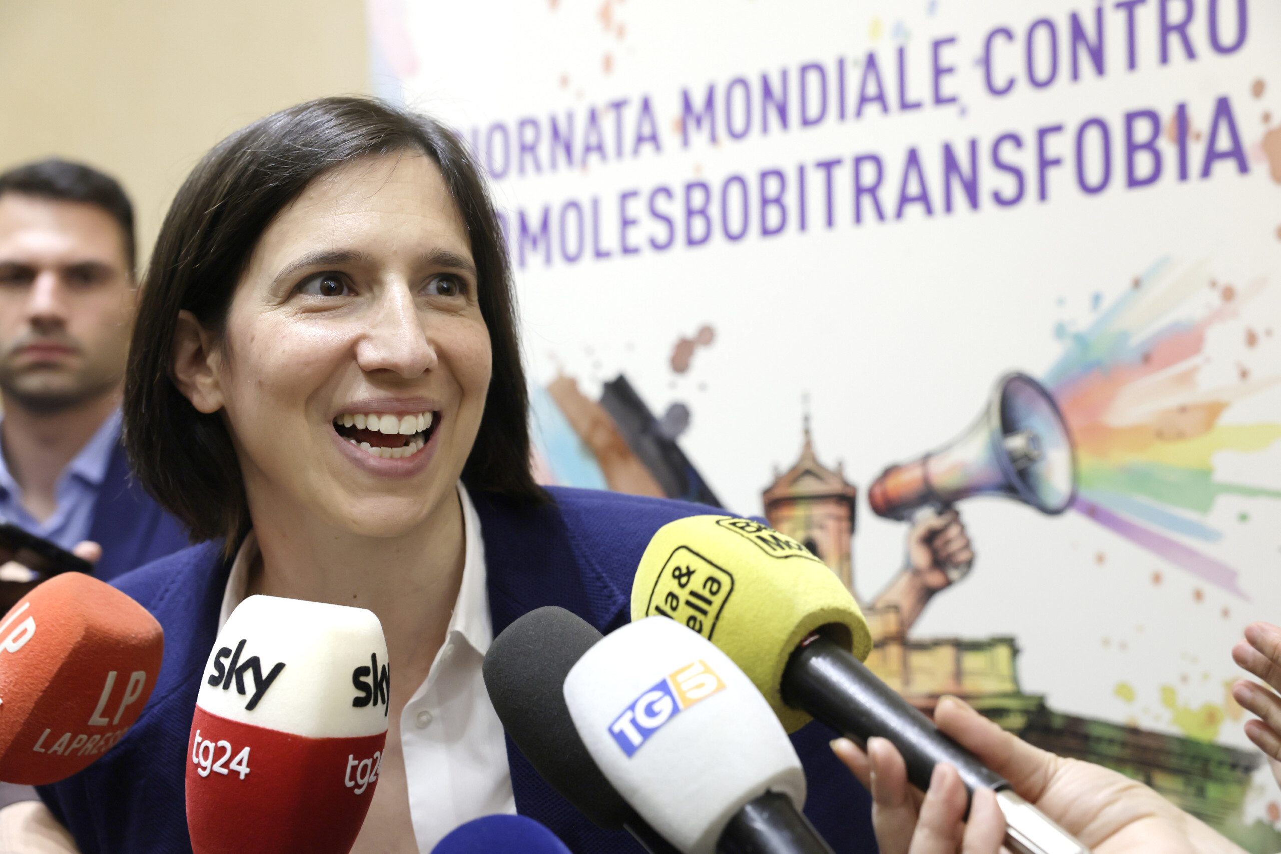 culture schlein la droite ne sait que saccaparer des postes scaled