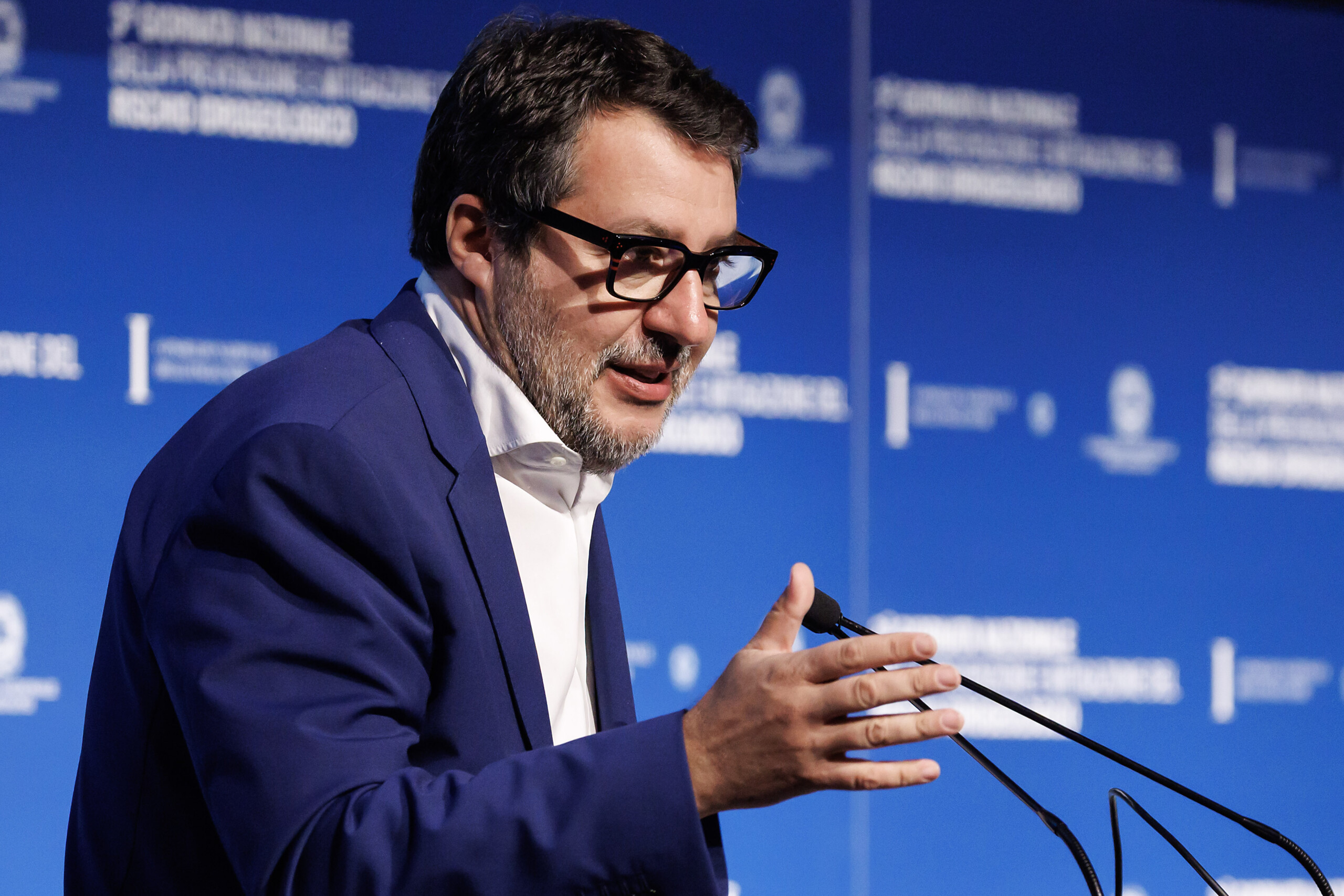 mobilite salvini a partir de demain la plaque dimmatriculation sera obligatoire pour les trottinettes electriques scaled