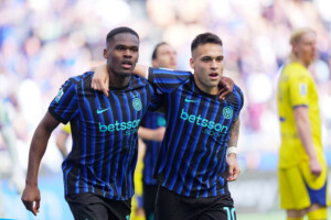 football serie a inter verone 1 1 bonny imite bowie