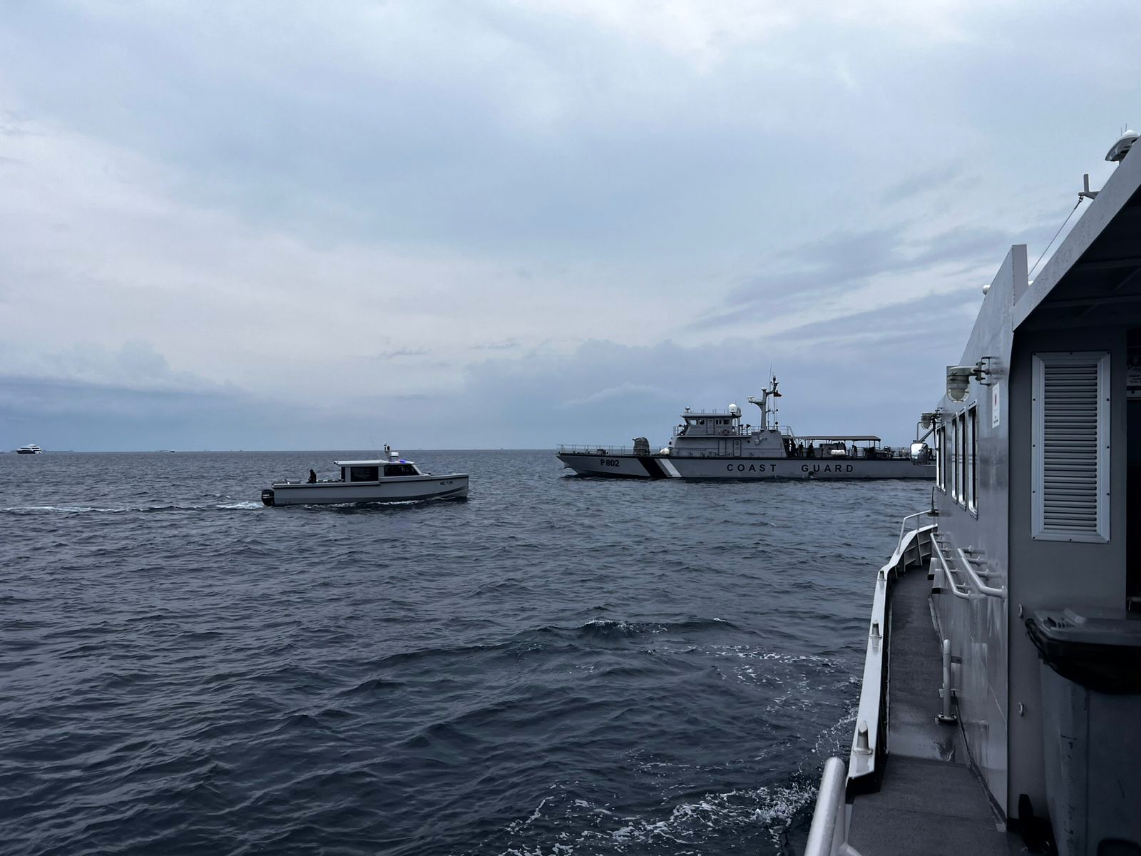maldives trois plongeurs finlandais experimentes sont arrives pour rechercher les corps des italiens