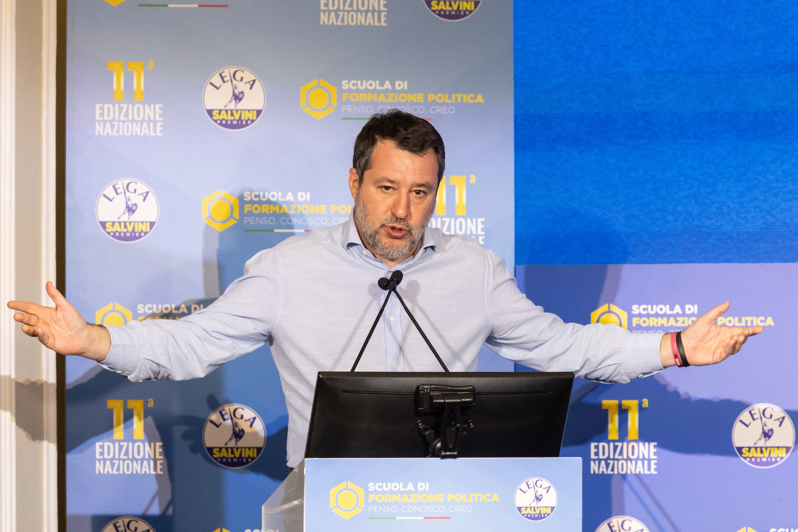carburants salvini vendredi prolongation de la reduction des accises les camionneurs ont raison au sujet de la greve scaled