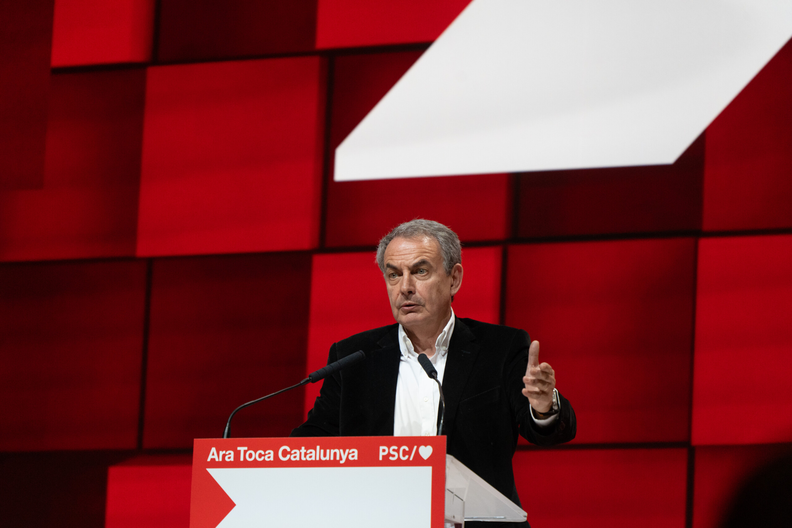 Espagne : Zapatero rejette les accusations : « J'ai toujours respecté la loi » 1 espagne zapatero rejette les accusations jai toujours respecte la loi scaled