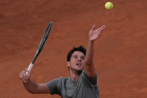 tennis atp hambourg darderi bat burruchaga pour son premier match