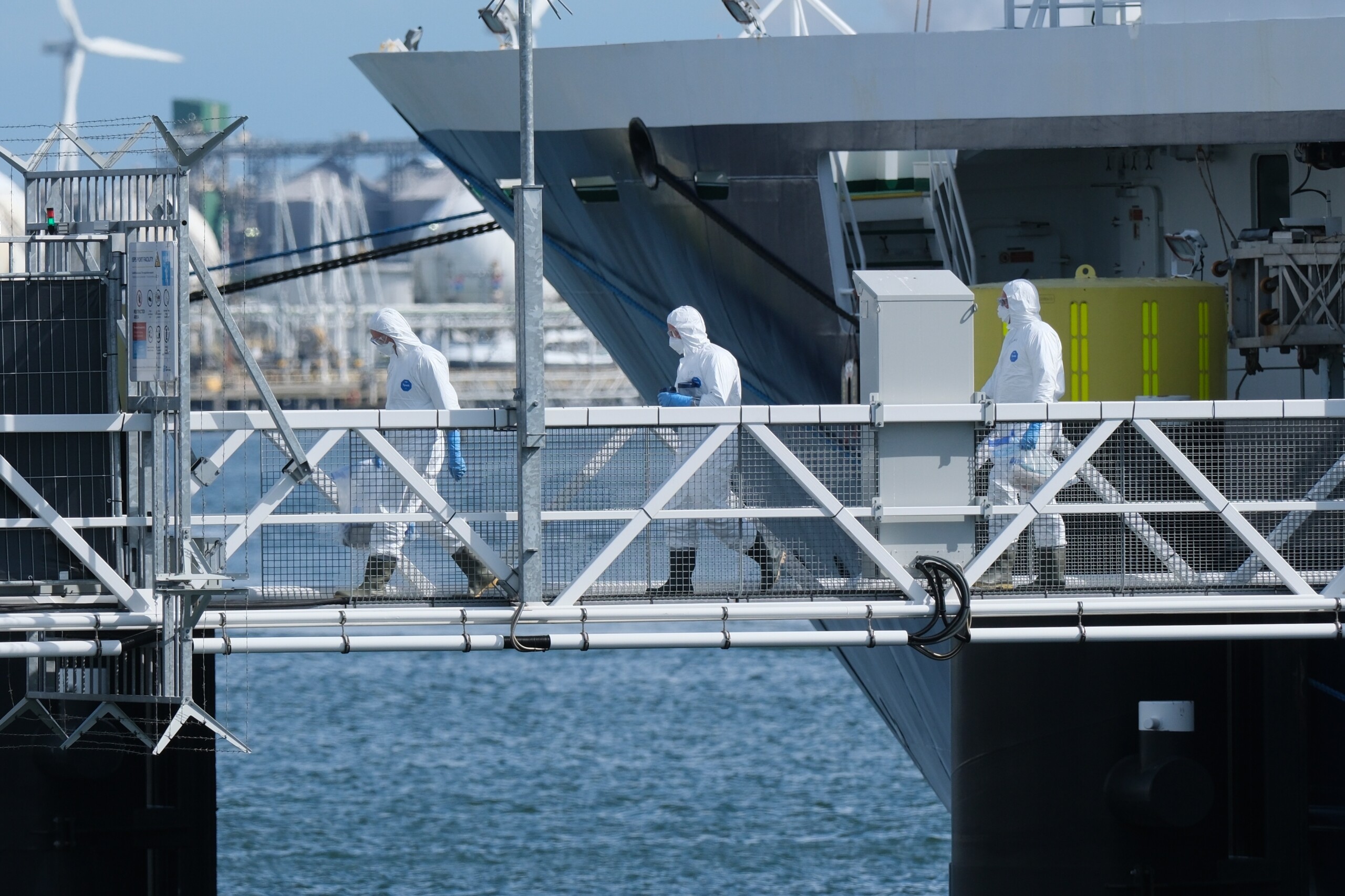 Hantavirus : les passagers espagnols du Hondius termineront leur quarantaine chez eux 1 hantavirus les passagers espagnols du hondius termineront leur quarantaine chez eux scaled