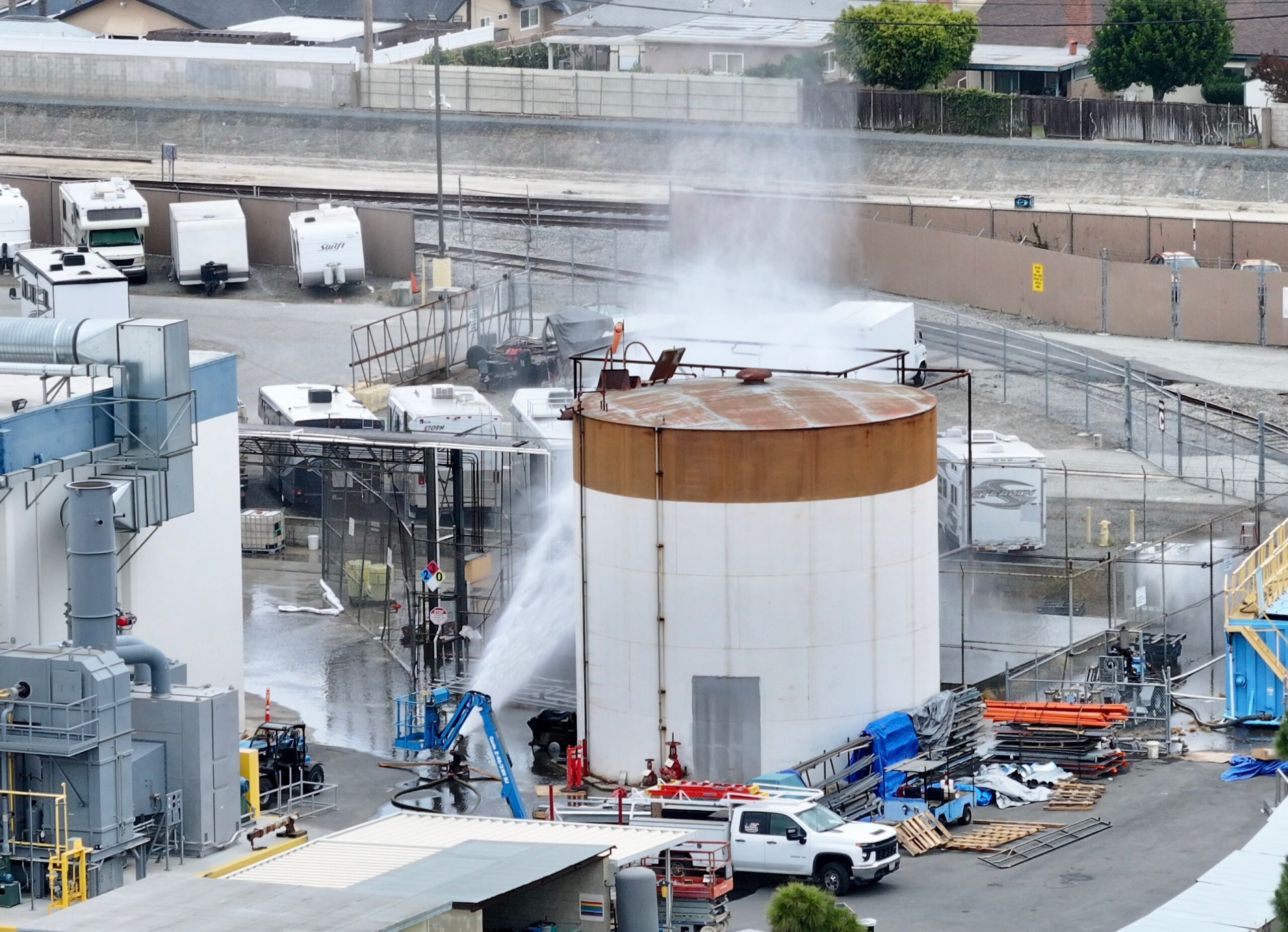 etats unis en californie le risque dexplosion dun reservoir de substances chimiques revient scaled