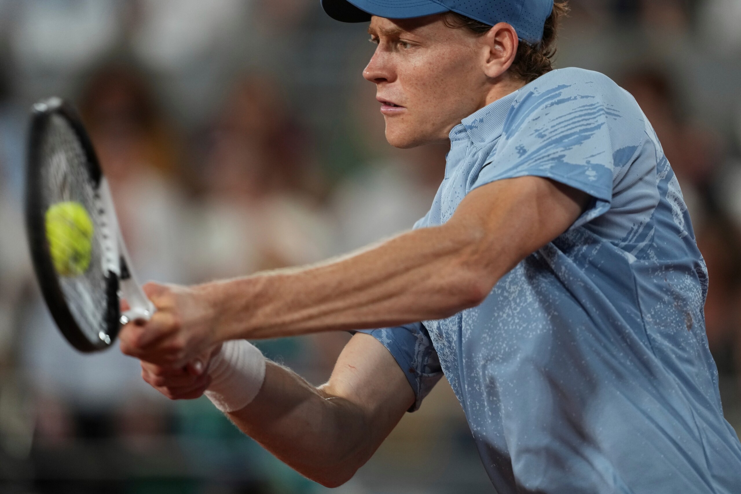 Roland-Garros : Sinner bat Tabur et se qualifie pour le deuxième tour 1 roland garros sinner bat tabur et se qualifie pour le deuxieme tour scaled