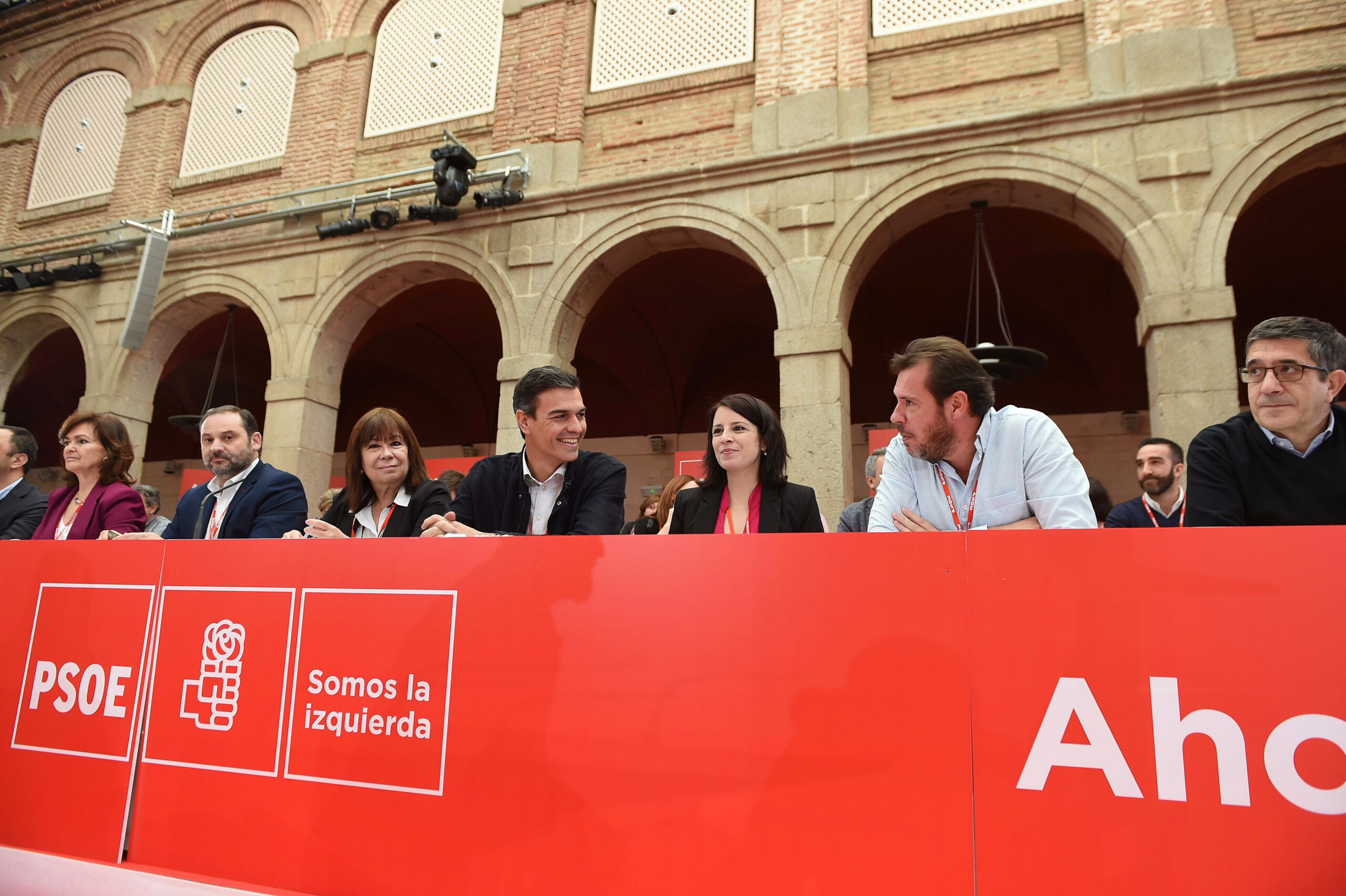Espagne, la Guardia Civil perquisitionne le siège du PSOE pour possible financement illégal 1 espagne la guardia civil perquisitionne le siege du psoe pour possible financement illegal scaled