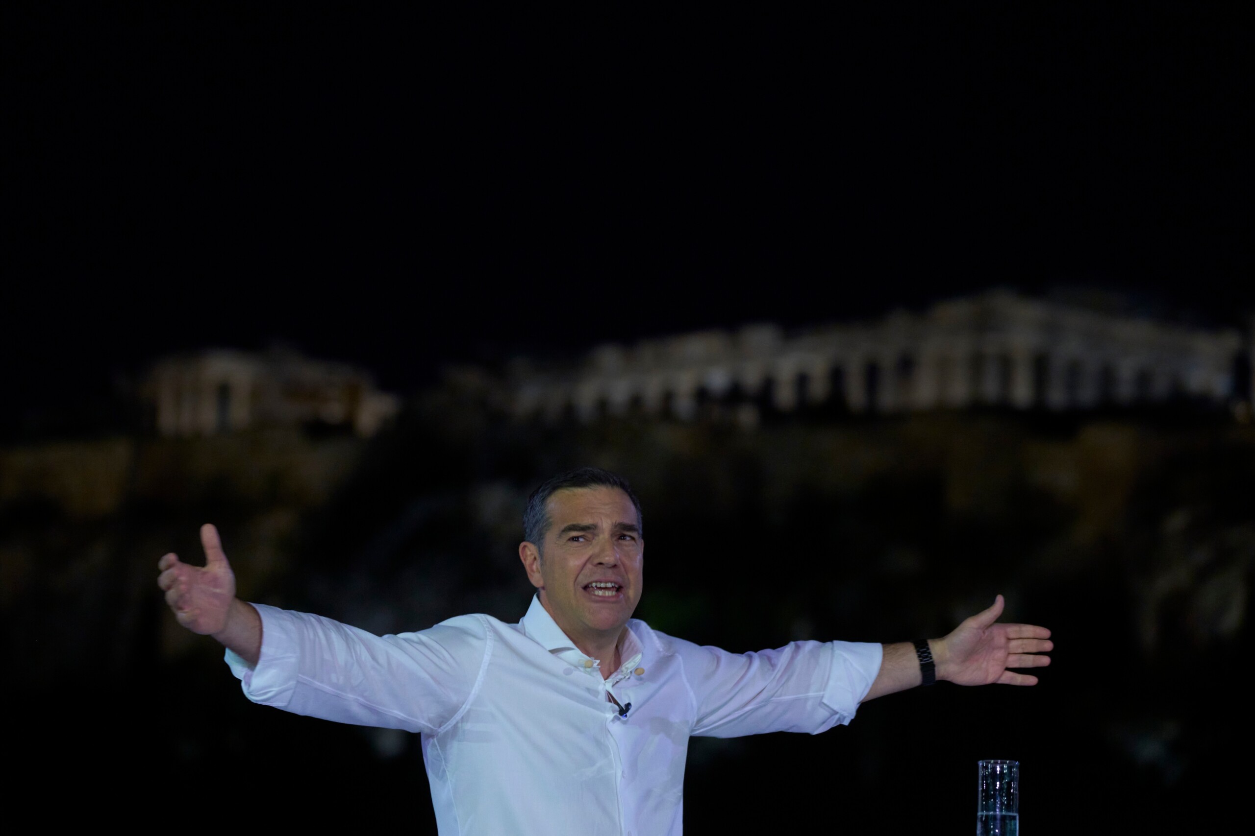 grece tsipras fait son retour sur la scene politique et lance un nouveau parti scaled